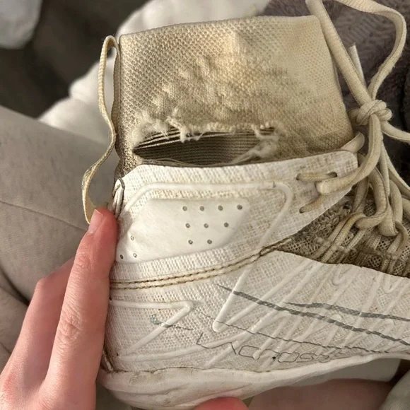 cleats - Picture 4 of 4